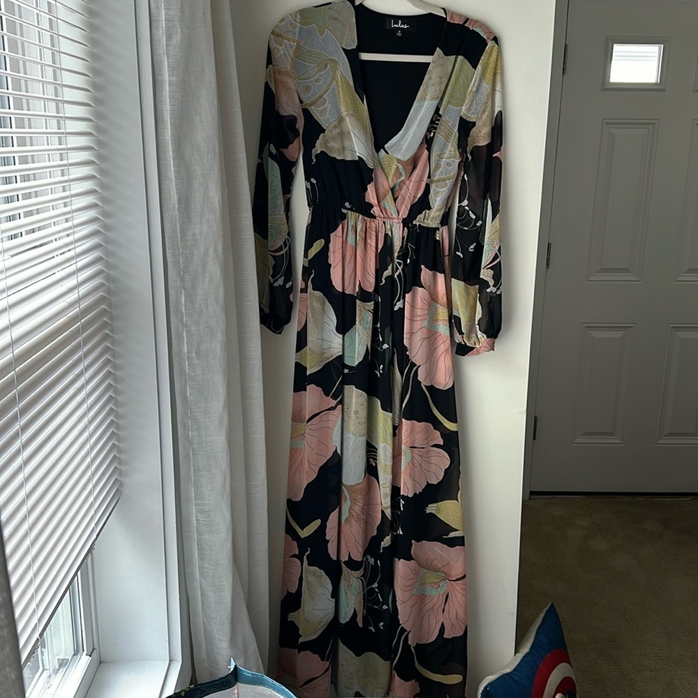 Lulus Wonderous Water Lillies Floral Maxi Dress Black Peach Small - Picture 2 of 7